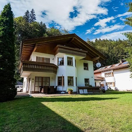 Apartment With Balcony In Schoenau Am Koenigssee ภายนอก รูปภาพ
