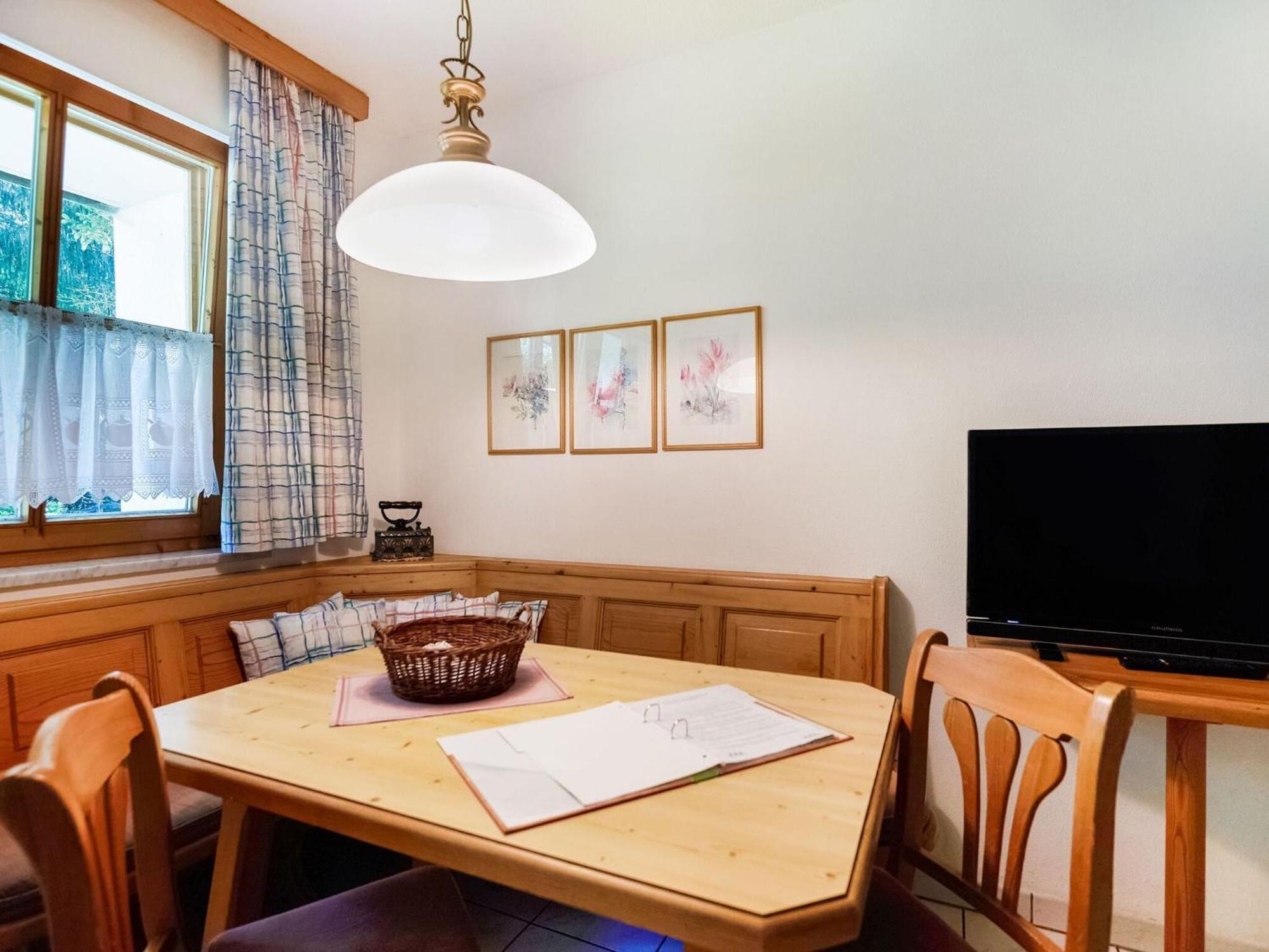 Apartment With Balcony In Schoenau Am Koenigssee ภายนอก รูปภาพ