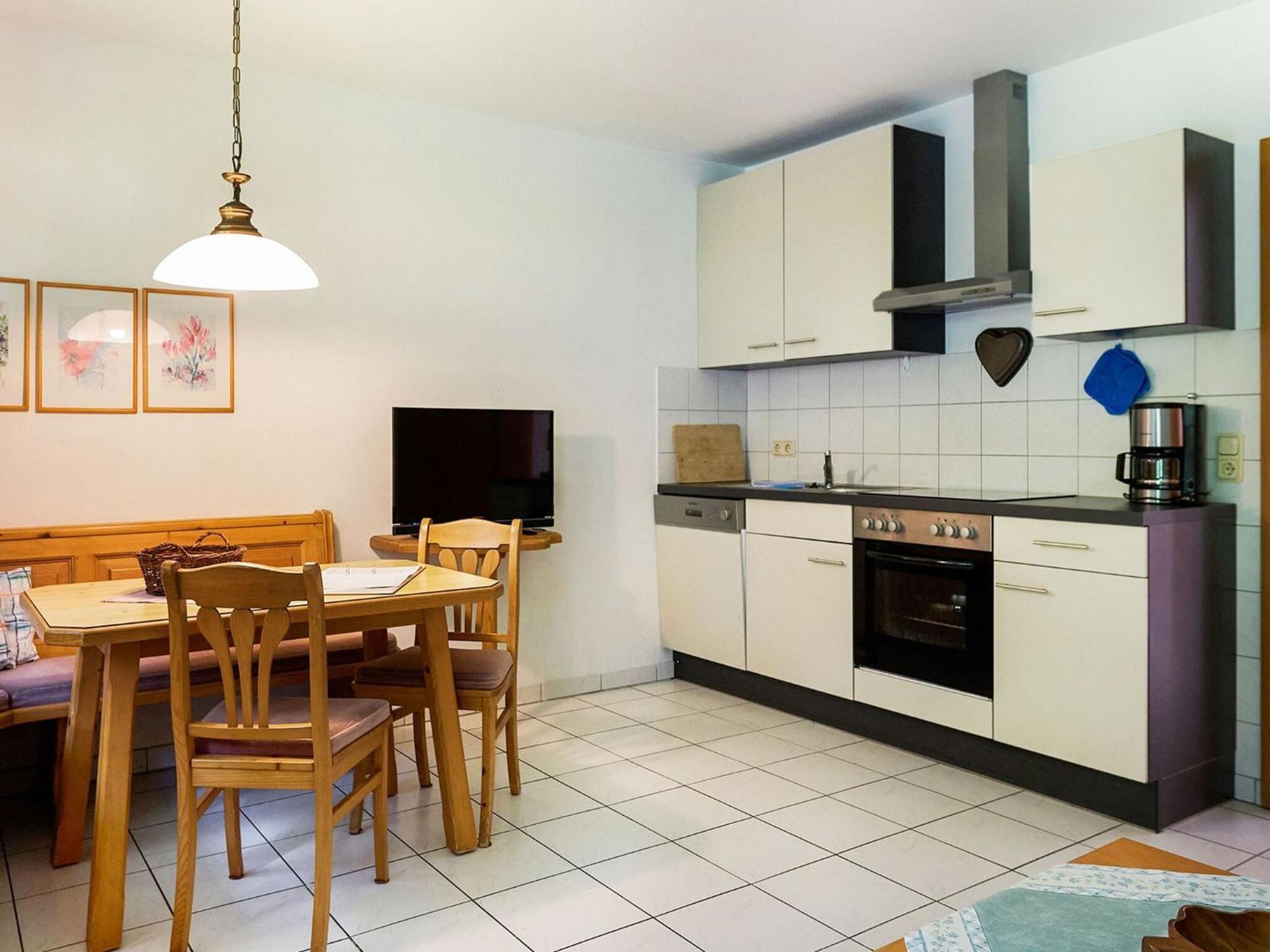Apartment With Balcony In Schoenau Am Koenigssee ภายนอก รูปภาพ
