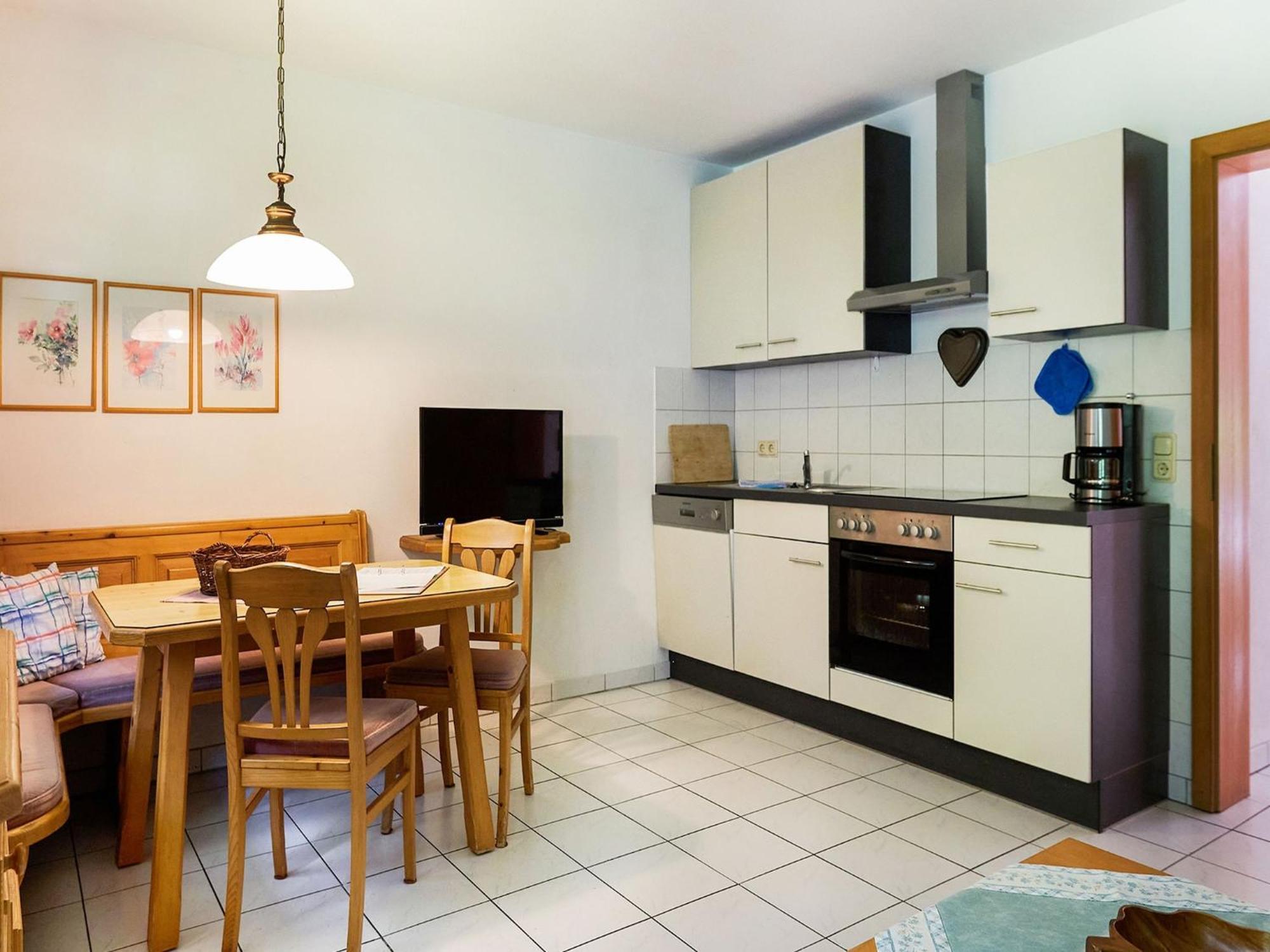 Apartment With Balcony In Schoenau Am Koenigssee ภายนอก รูปภาพ